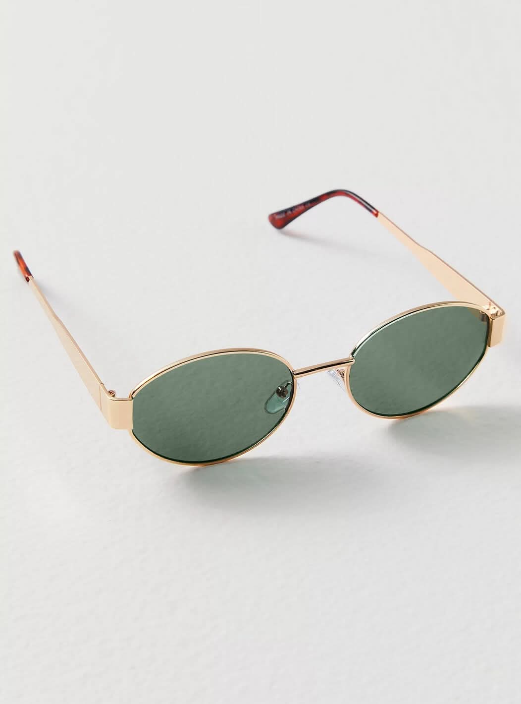 Ramona – Elegante Sonnenbrille – Produktansicht 10