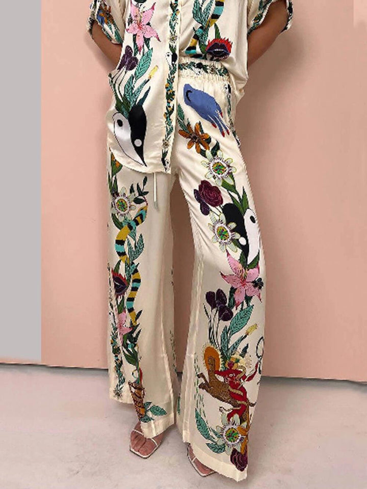 Selma – Blusen- und Hosenset aus Satin mit Print einzigartig, Stil Resort – Produktansicht 4