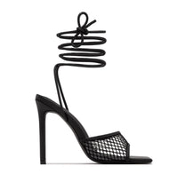 Pumps mit Spitzen-Optik – Céleste