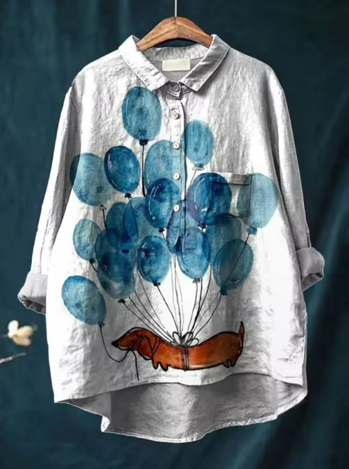 Ida – Legere Bluse mit künstlerischem Ballon- und Hundeprint – Produktansicht 1