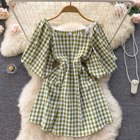 Modisches Damenkleid mit Karree-Ausschnitt & Puffärmeln – Selina