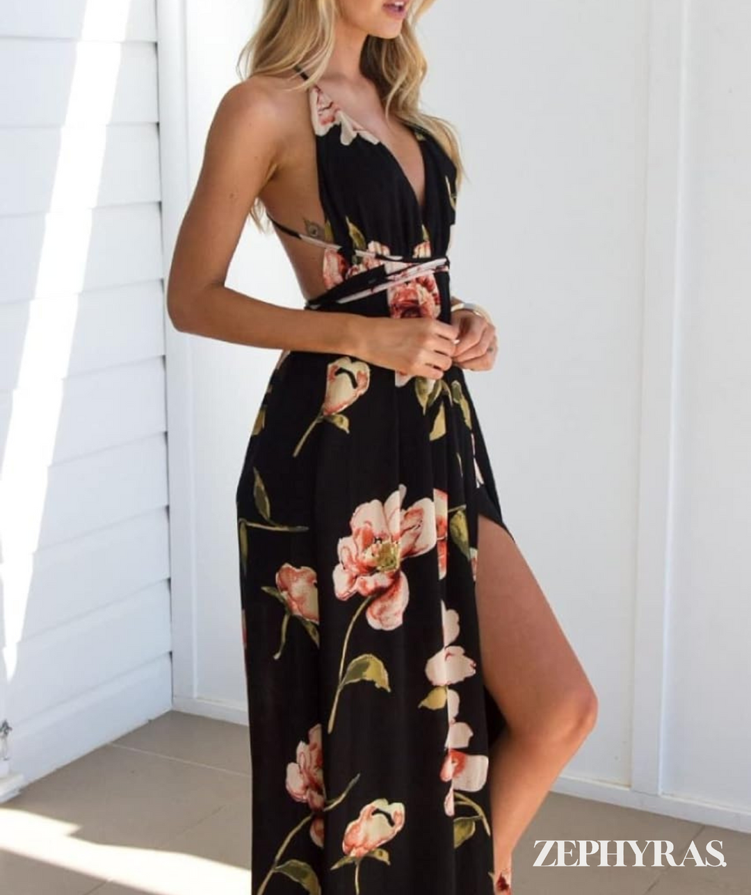 Schwarzes Sommerkleid mit Blumenmuster und lockerer Passform – Mayra