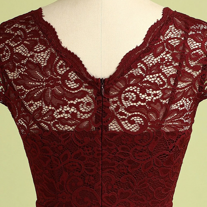 Vintage Spitzenkleid - DressMagic 