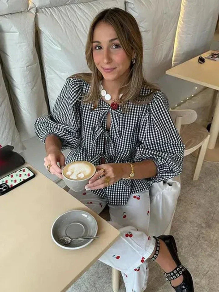 Karierte Damenbluse mit Puffärmeln – Maeve