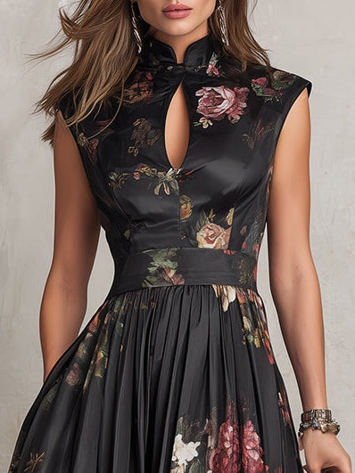 Greta – Midikleid plissiert aus Satin mit Blumenmuster schwarz – Produktansicht 4
