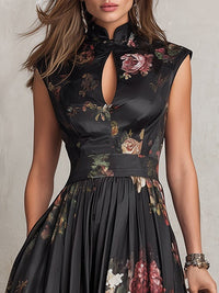 Greta – Midikleid plissiert aus Satin mit Blumenmuster schwarz – Produktansicht 4