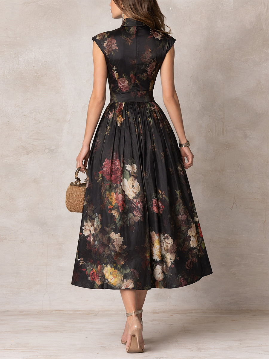 Greta – Midikleid plissiert aus Satin mit Blumenmuster schwarz – Produktansicht 2