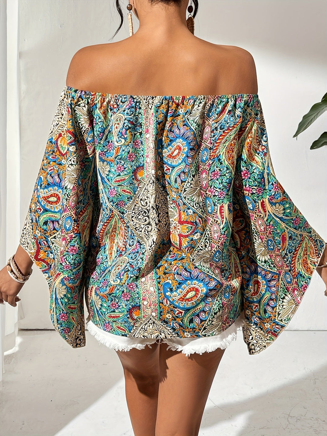 Off-Shoulder Bluse mit geometrischem Druck – Noémie