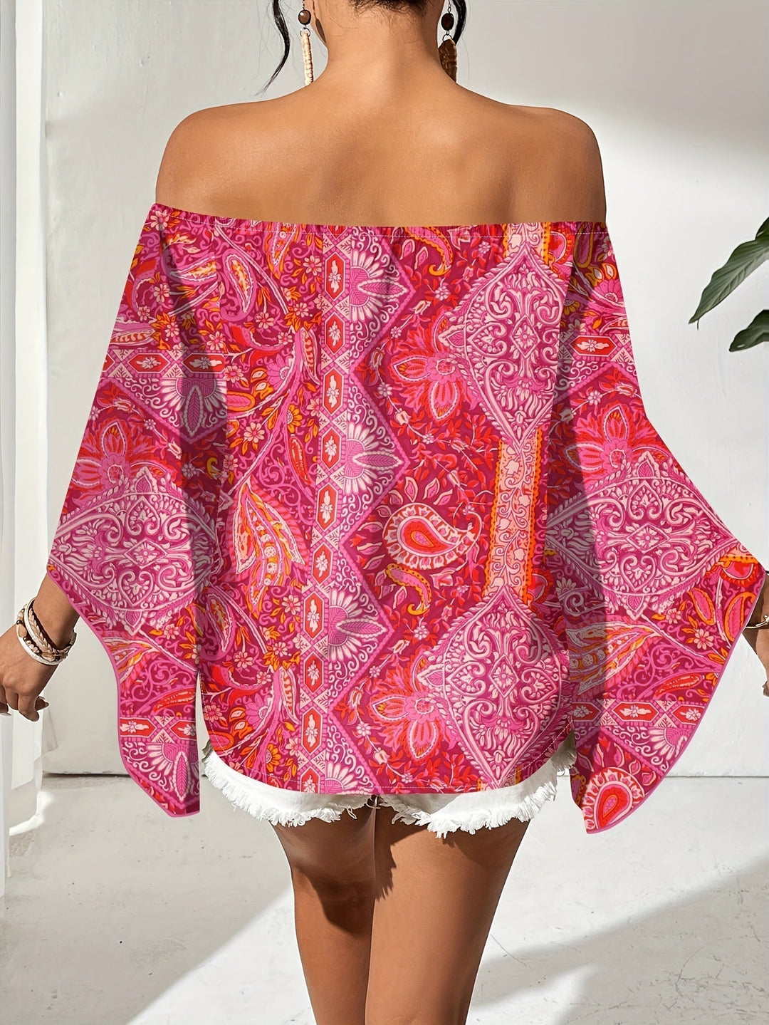 Off-Shoulder Bluse mit geometrischem Druck – Noémie
