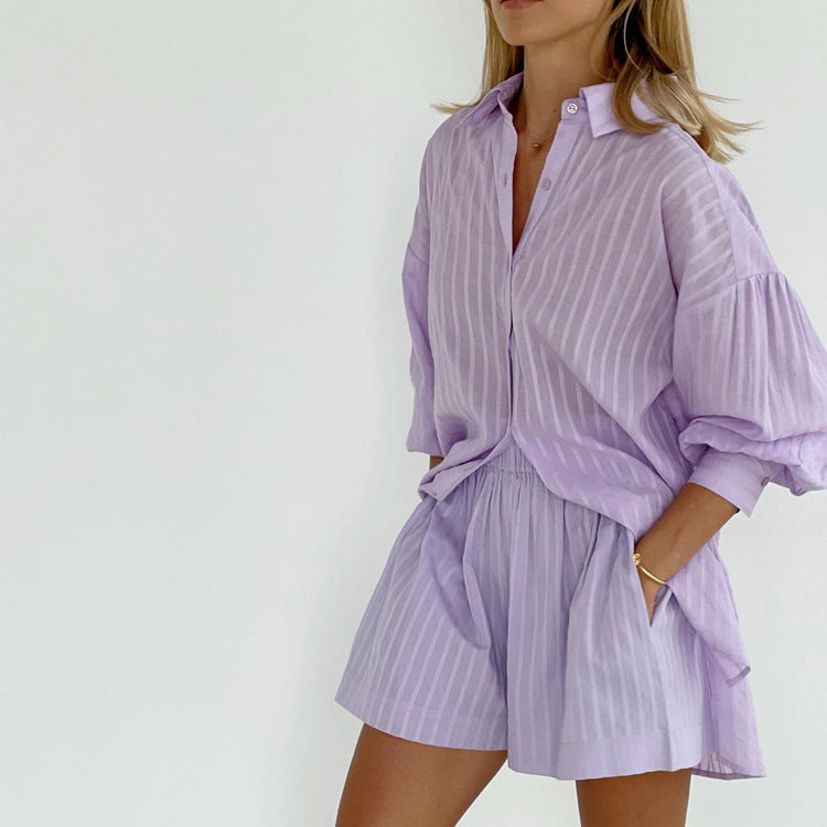 Theresa – Luftiges Set aus geknöpfter Bluse und Shorts – Produktansicht 2