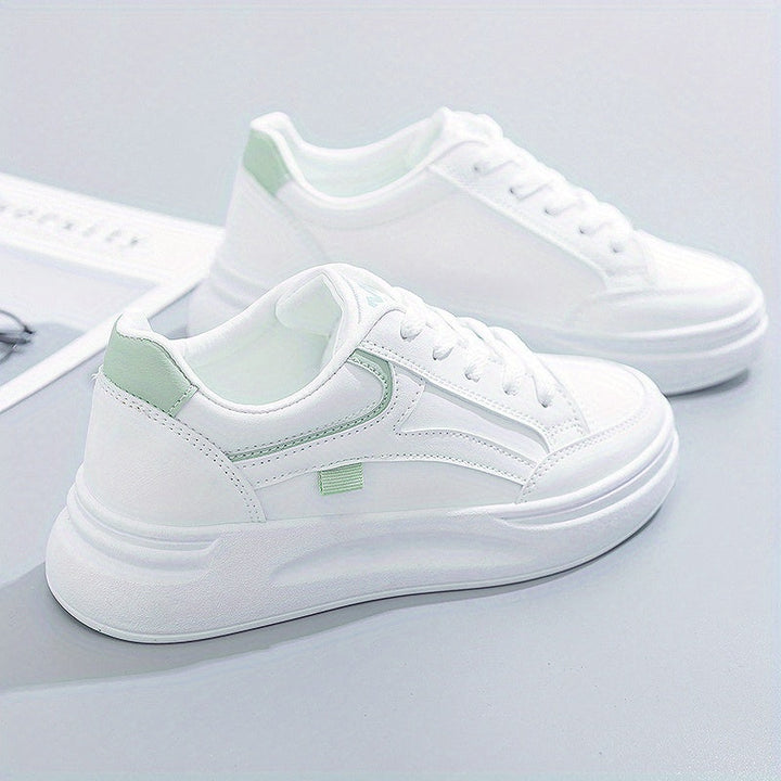 Nina – Schicke weiße Sneaker mit leichtem Komfort – Produktansicht 3