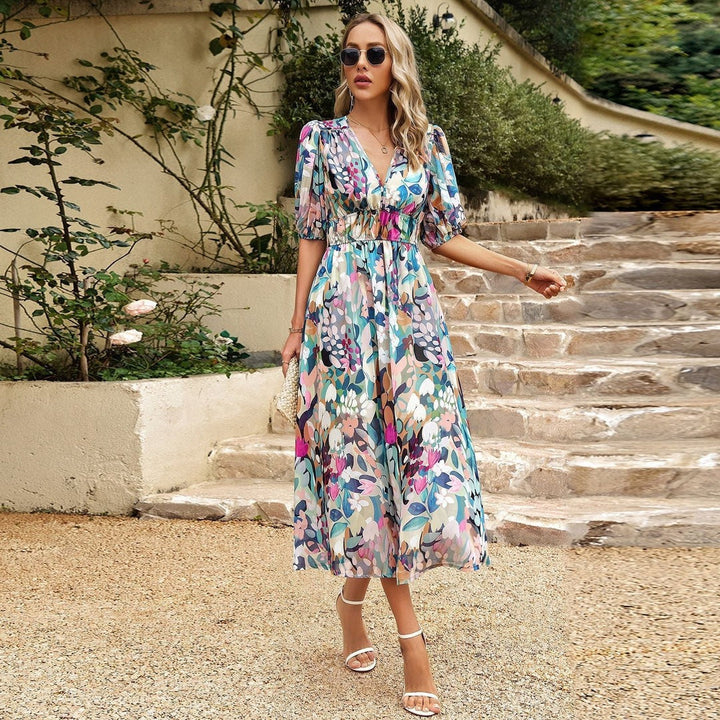 Sommerkleid mit V-Ausschnitt – Sophie