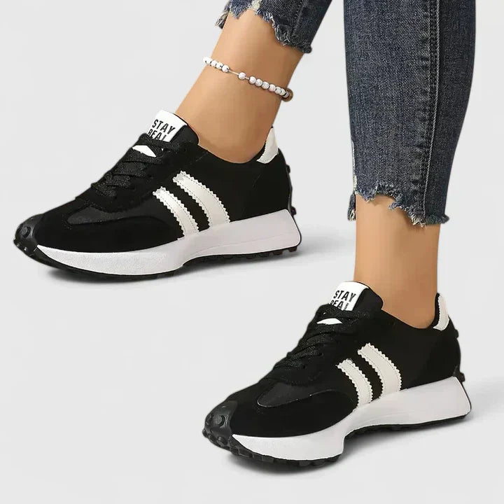 Walburga – Orthopädische Schuhe – Produktansicht 1