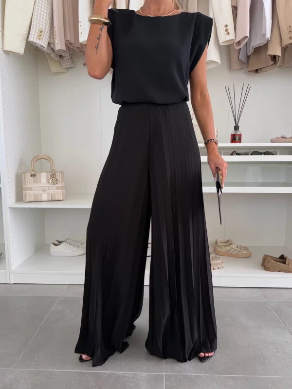 Magdalena – Elegantes Plissee-Ensemble – Produktansicht 5