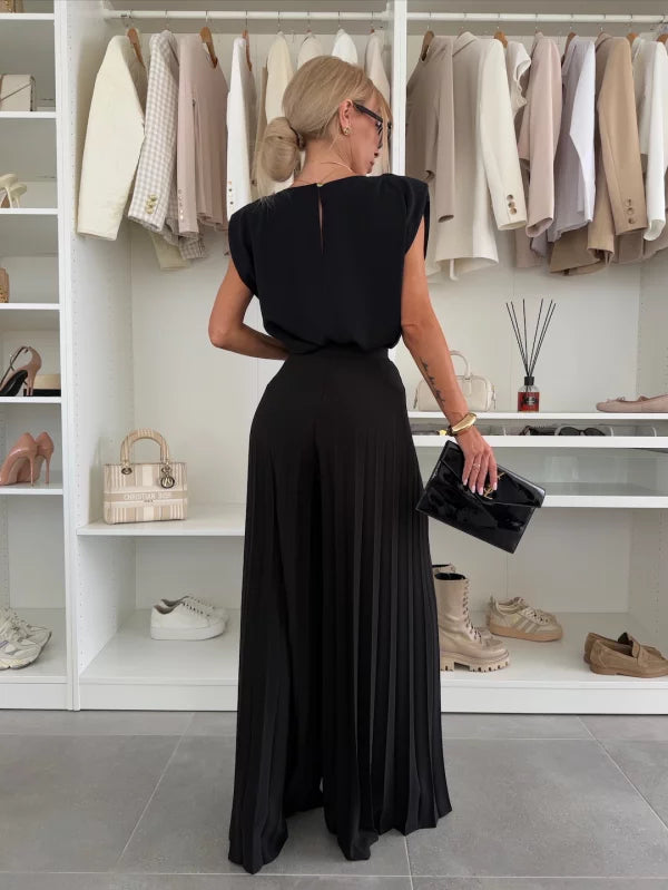 Magdalena – Elegantes Plissee-Ensemble – Produktansicht 4