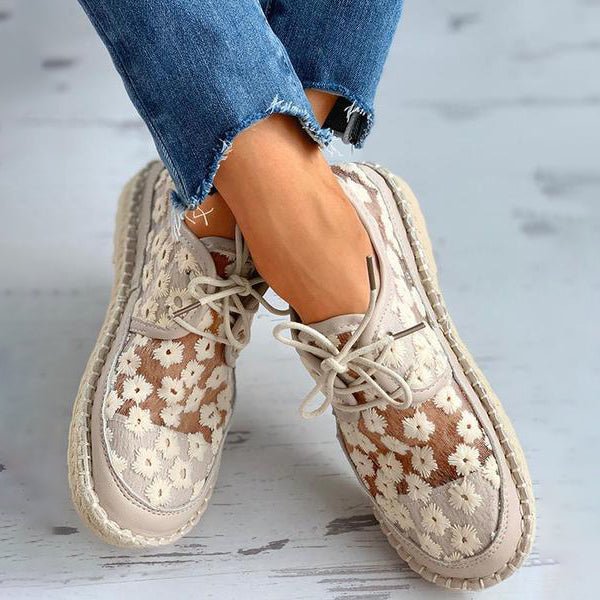 Bestickte Blumenschuhe mit unterstützender Fußbett – Lucine