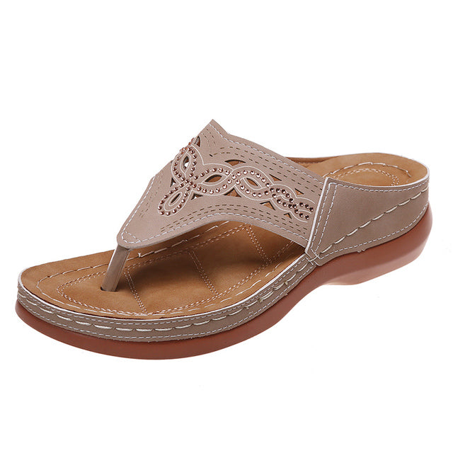 Orthopädische Massagesandalen mit Wedge-Sohle – Soraya