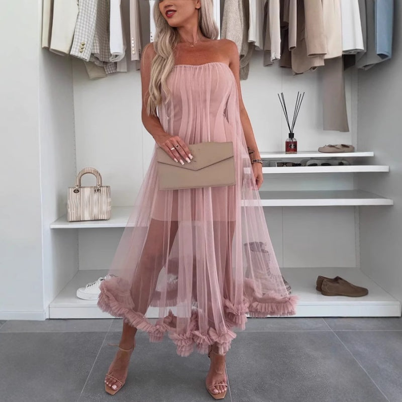 Schulterfreies Tüllkleid mit Volants – Nea
