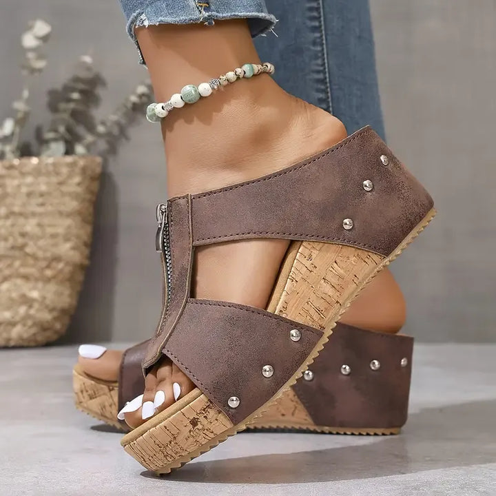 Anna-Dorothea – Trendige Keilsandalen – Produktansicht 9