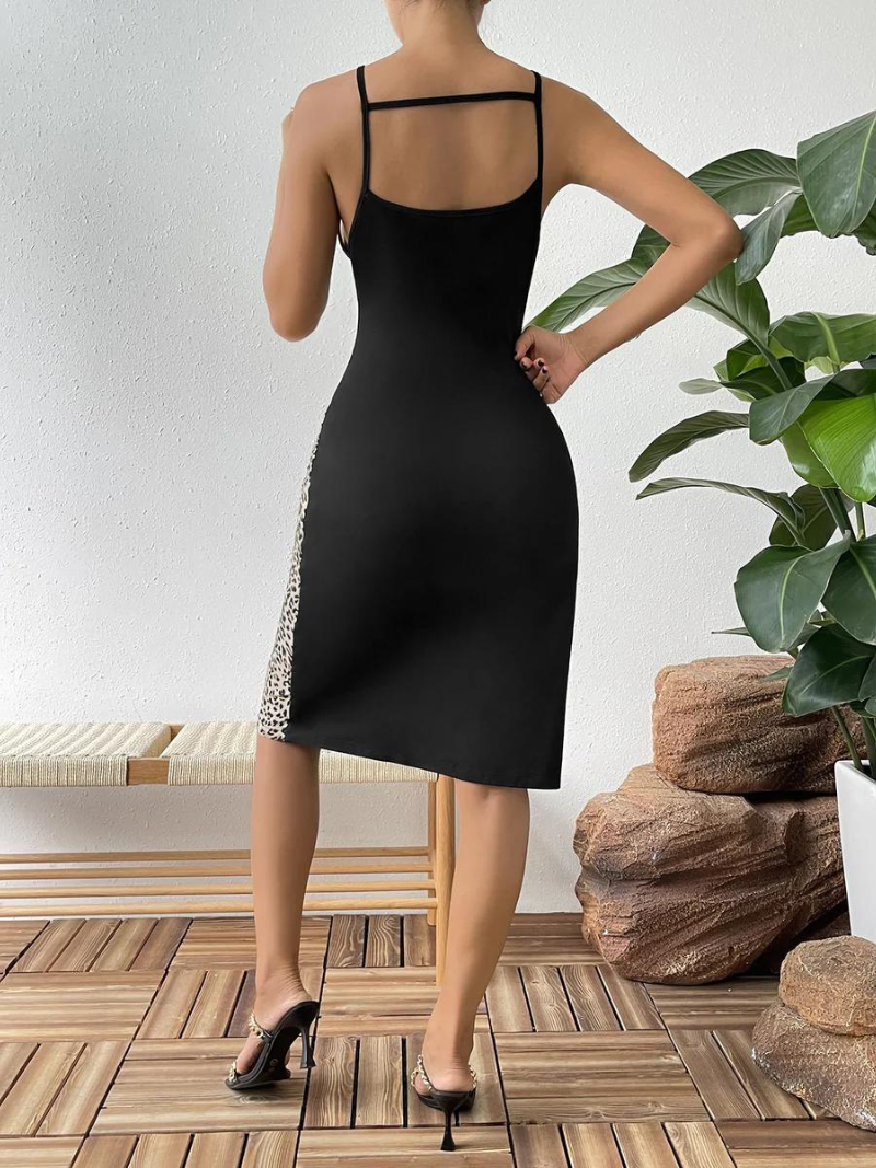 Trendiges Sommer-Tunikakleid mit Ethno-Print & Spaghettiträgern – Kiara