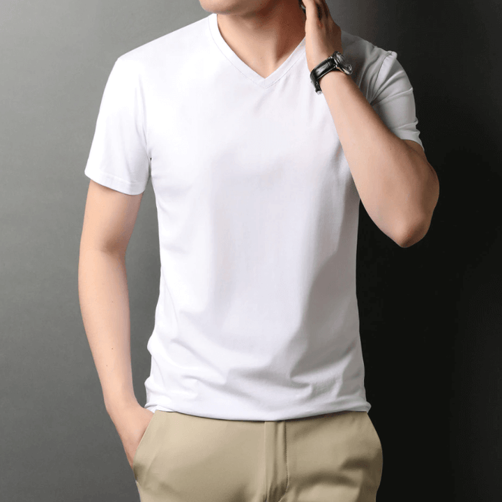 Slim Fit V-Ausschnitt T-Shirt Herren – Bequem & Alltagstauglich – Jonas