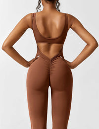 Rückenfreier Jumpsuit mit Schlaghose – Liv